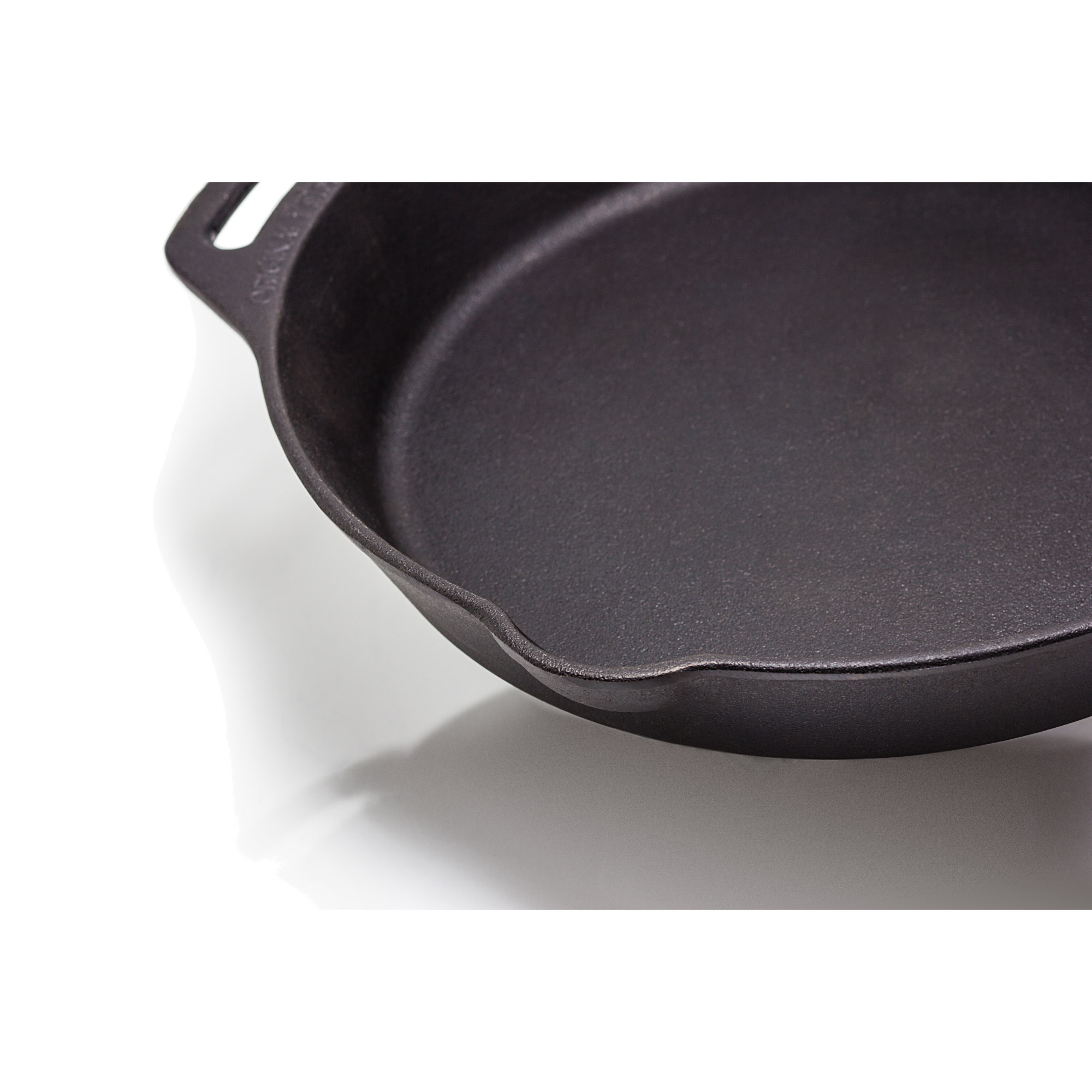 Petromax Fire Skillet Fp35h With Two Handles Black