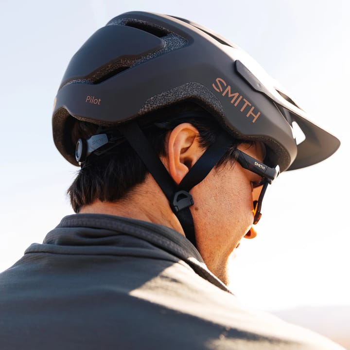 Smith Pilot Mips Matte Gravy Smith