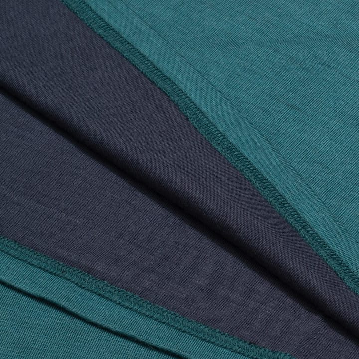 Urberg Merino-Bamboo Base Layer Set Jr Mediterranea/Blue Nights Urberg Urberg Merino-Bamboo Base Layer Set Jr Mediterranea/Blue Nights Urberg