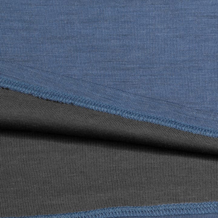 Urberg Merino-Bamboo Base Layer Top Wmn True Navy/Asphalt Urberg Urberg Merino-Bamboo Base Layer Top Wmn True Navy/Asphalt Urberg