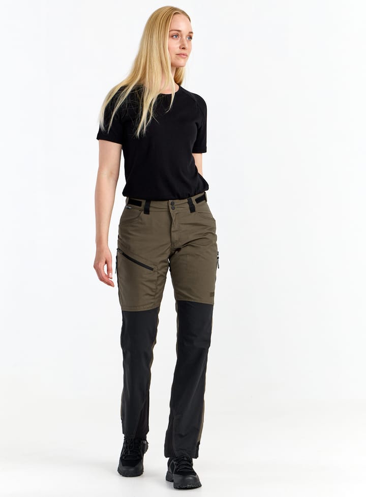Urberg Women's Hiking Pants Kombu Green Urberg Urberg Women's Hiking Pants Kombu Green Urberg