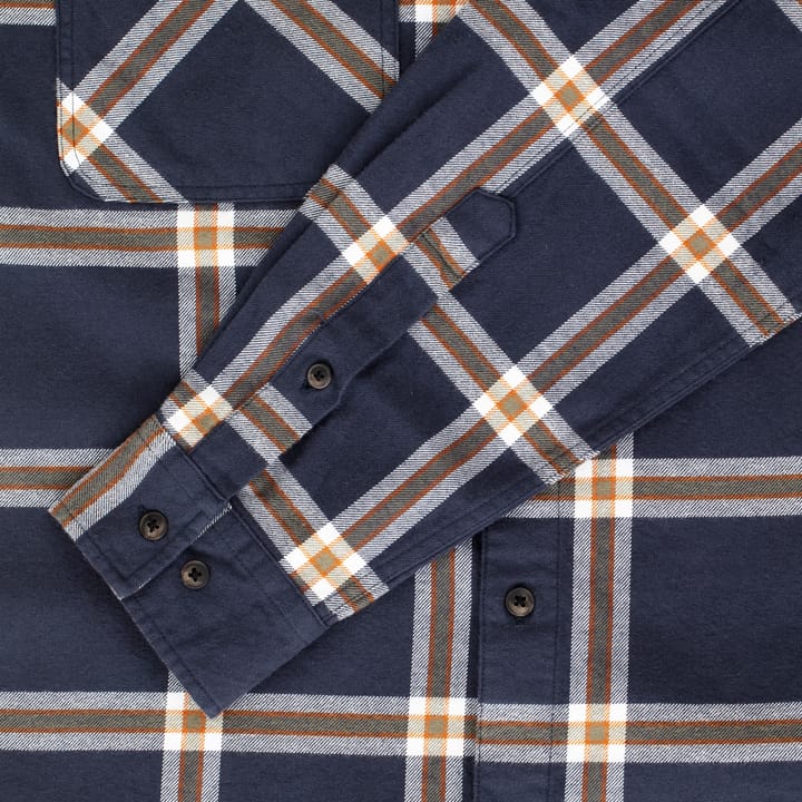 Urberg Two Pocket Flanell Shirt Men Silver Pine/ Blue Nights Urberg Urberg Two Pocket Flanell Shirt Men Silver Pine/ Blue Nights Urberg