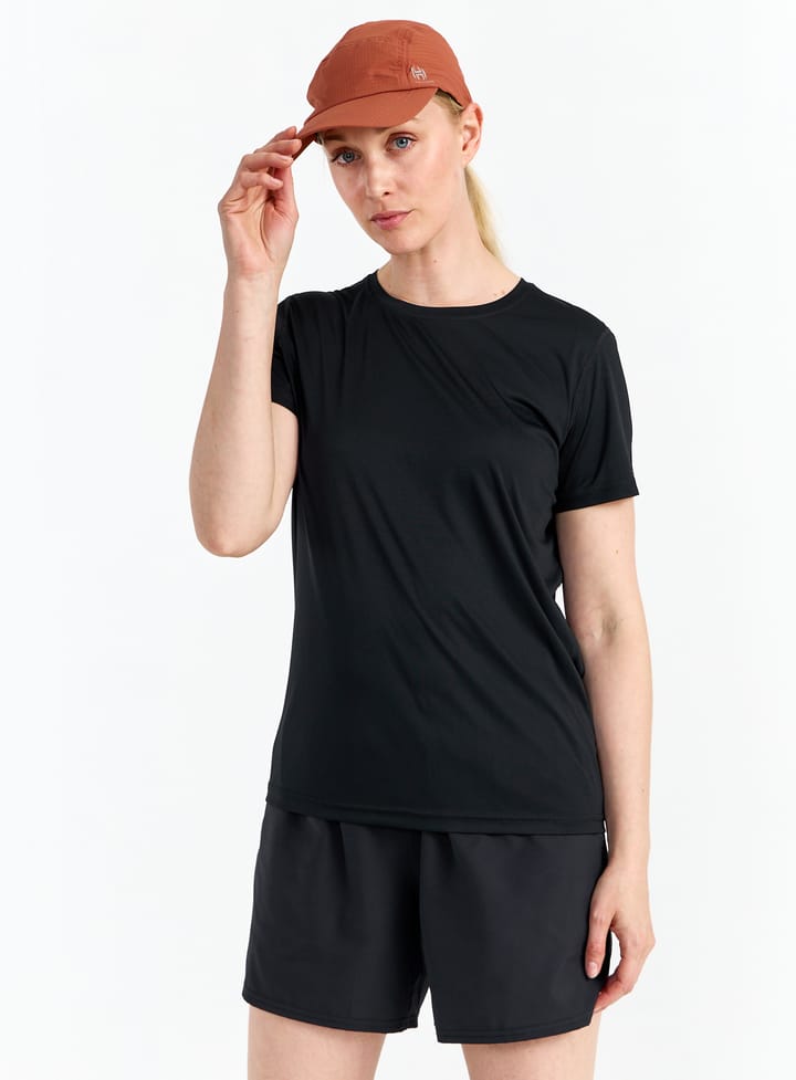 Hellner Women's Core Running Tee Black Beauty Hellner Hellner Women's Core Running Tee Black Beauty Hellner