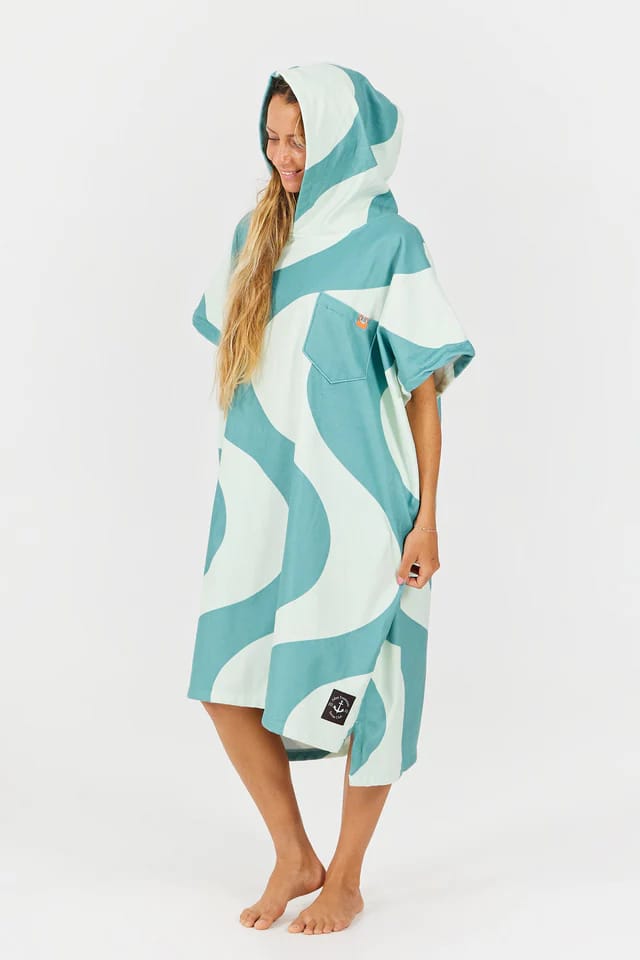 After Essentials Poncho Swim Club Ondulations Green After Essentials
