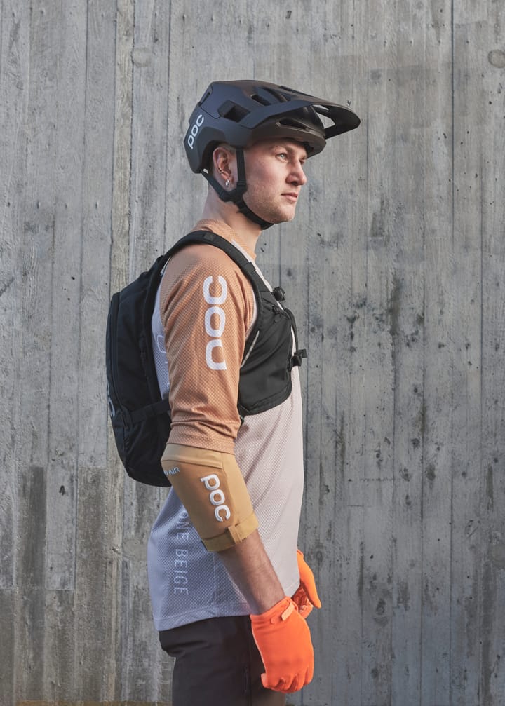 POC Column VPD Backpack 13 L Uranium Black POC