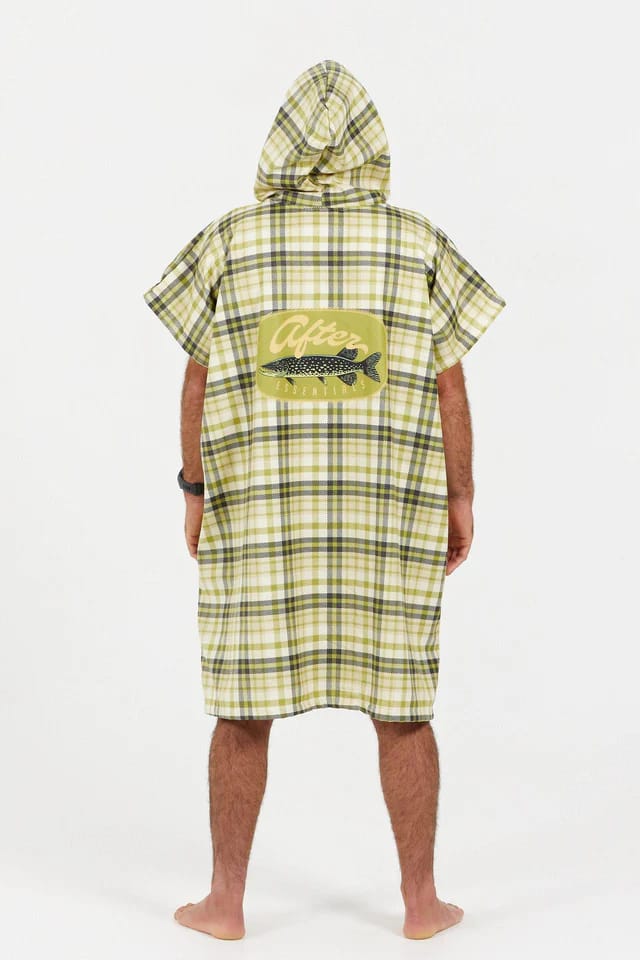 After Essentials Poncho American Fishing Pikes After Essentials