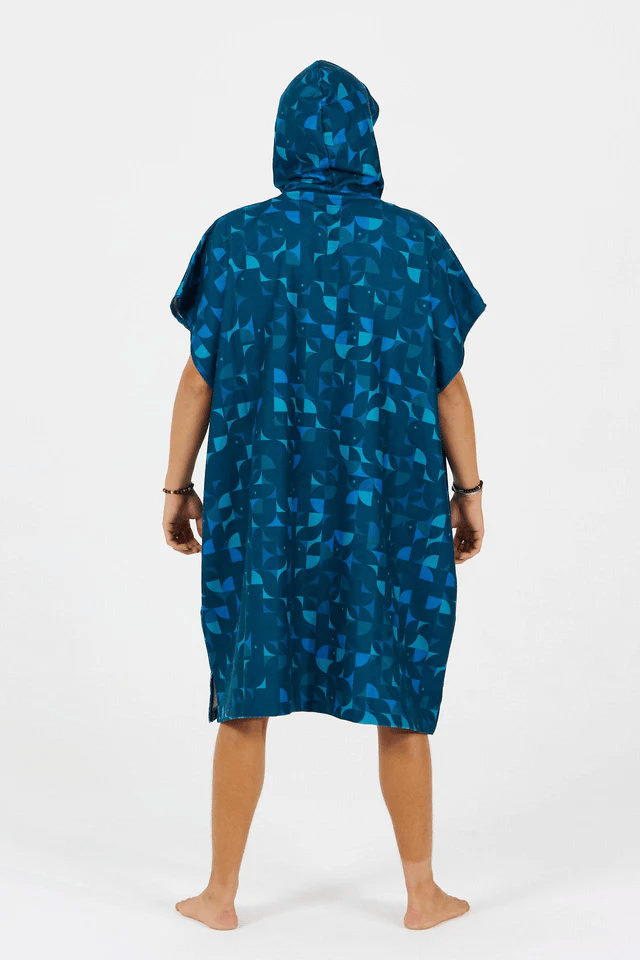 After Essentials Poncho Tech Pocket Blue Star After Essentials