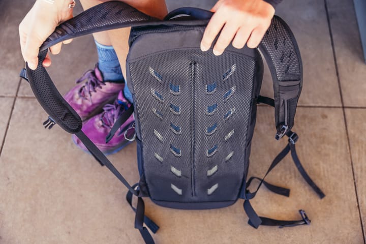 Gregory Unisex Nano 20 Terrain Green Gregory