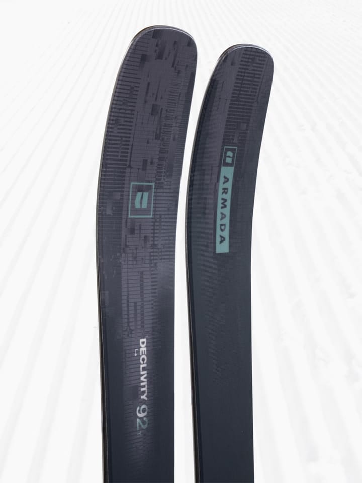 ARMADA Declivity 92 Ti Black / Green ARMADA Declivity 92 Ti Black / Green