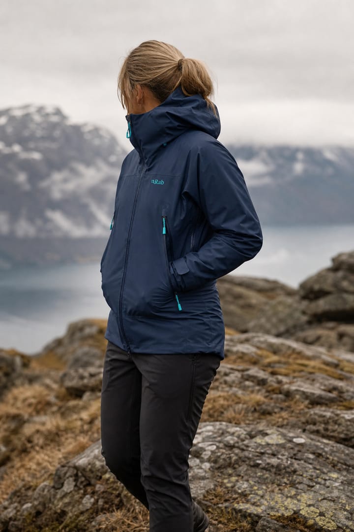 Rab Yangra GTX Jacket Wmns Deep Ink/ultramarine Rab