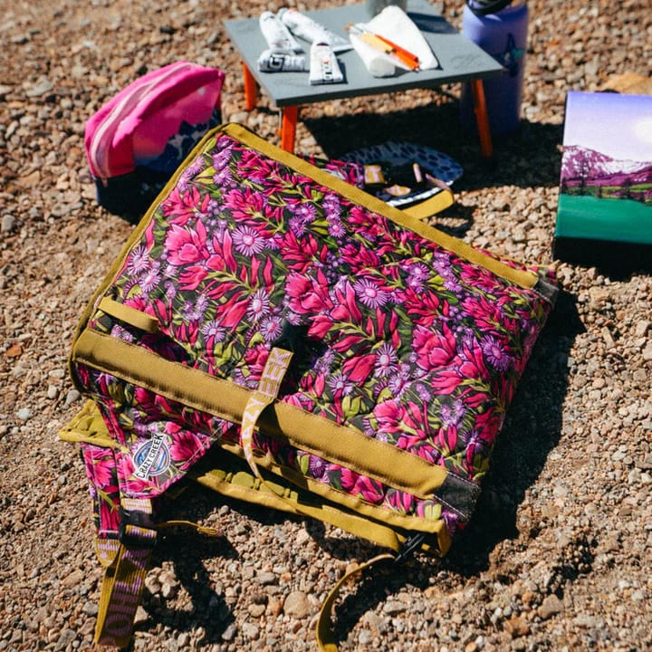 Crazy Creek Hex 2.0 Original Chair, Rachel Pohl Pine Creek Ltd. Edition Floral Crazy Creek