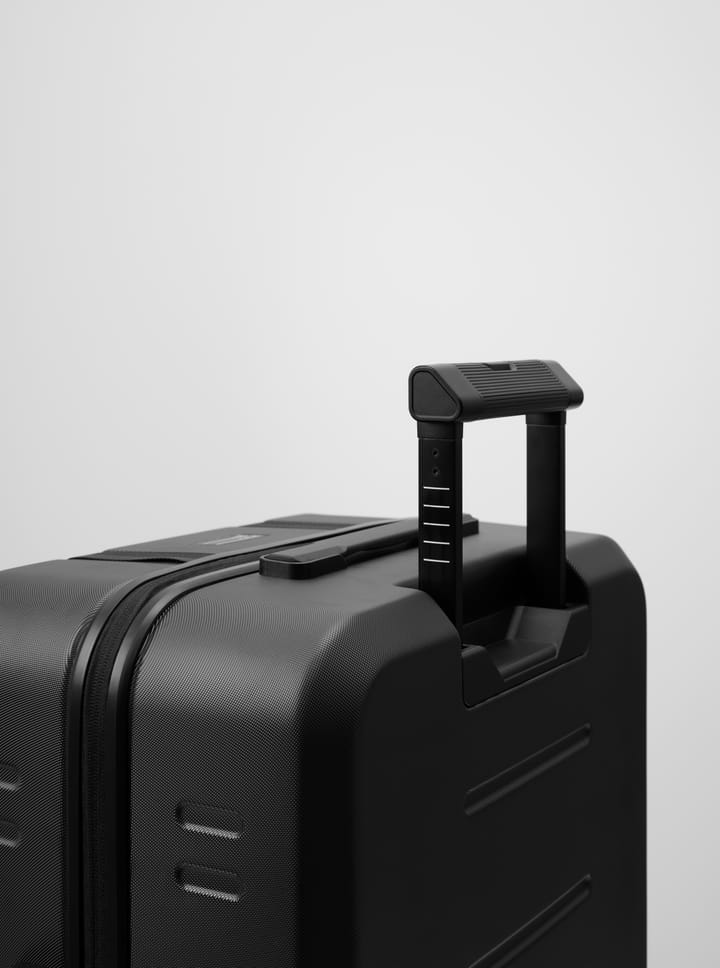Db Ramverk Check-In Luggage Large Black Out Db