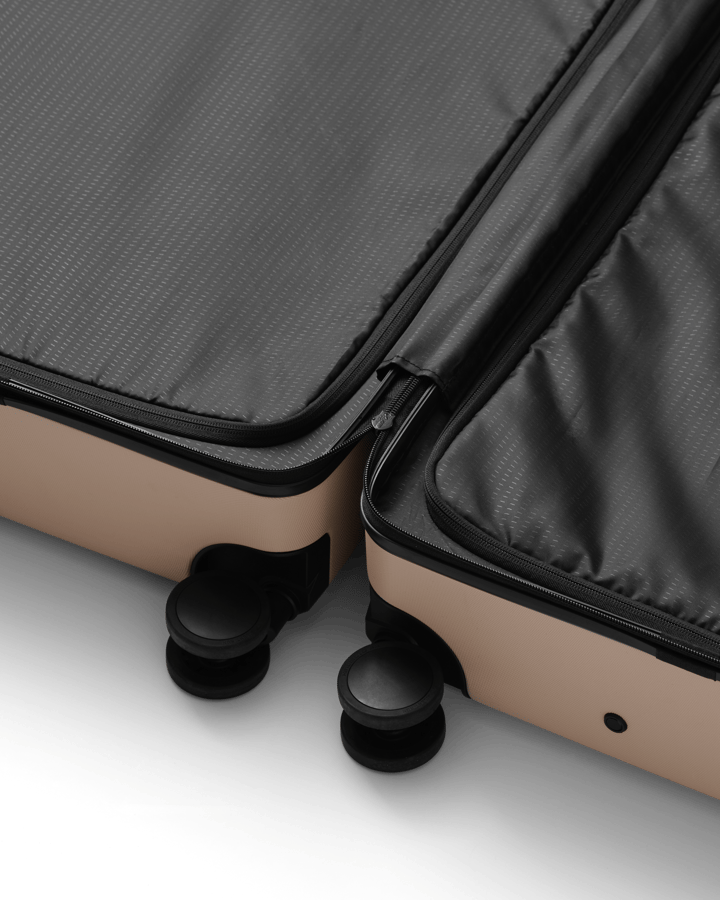 Db Ramverk Check-In Luggage Medium Fogbow Beige Db