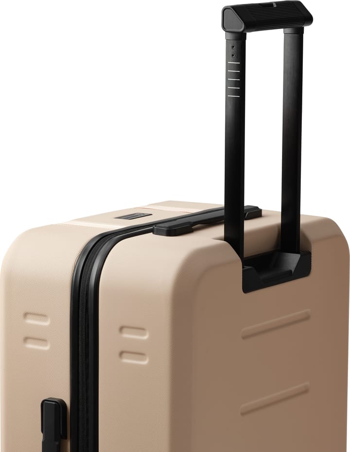 Db Ramverk Check-In Luggage Large Fogbow Beige Db