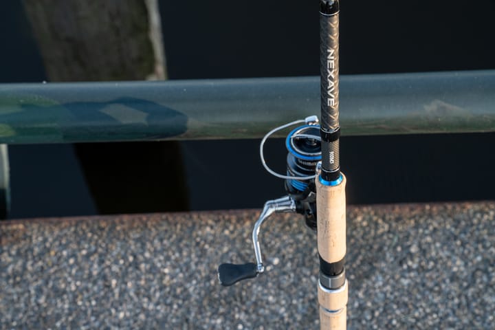 Shimano Rod Nexave Spinning Mod-Fast Black/ Dark Blue Shimano