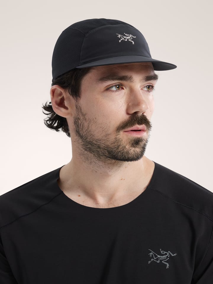 Arc'teryx Norvan Mesh 5 Panel Cap Black/Arctic Silk Arc'teryx