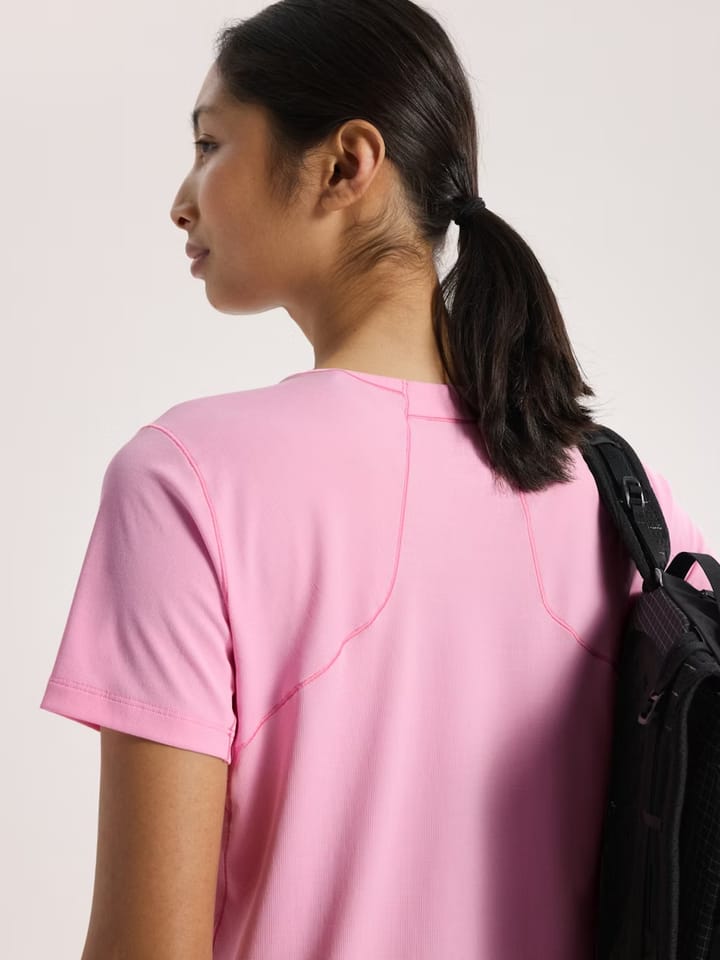 Arc'teryx Women's Sunna Crew Shirt SS Pineberry Arc'teryx