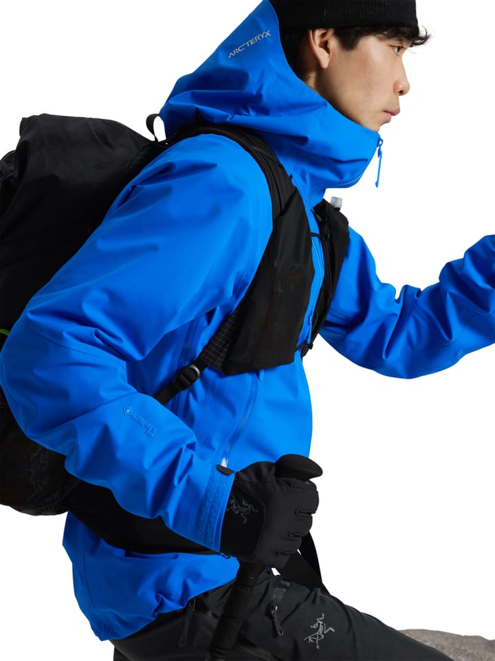 Arc'teryx Men's Beta SV Jacket Fluidity Arc'teryx