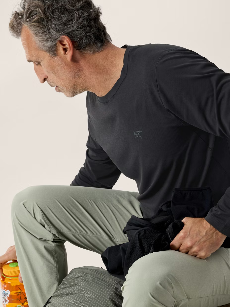 Arc'teryx Men's Cormac Crew Neck LS Black | Buy Arc'teryx Men's
