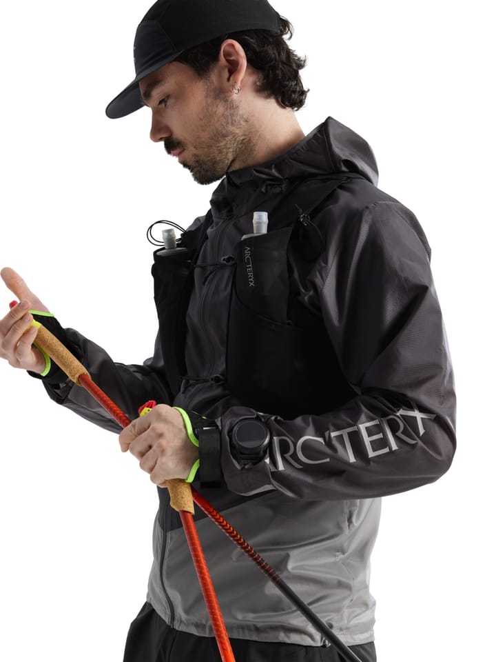 Arc'teryx Norvan Windshell Hoody M Cloud / Void Arc'teryx