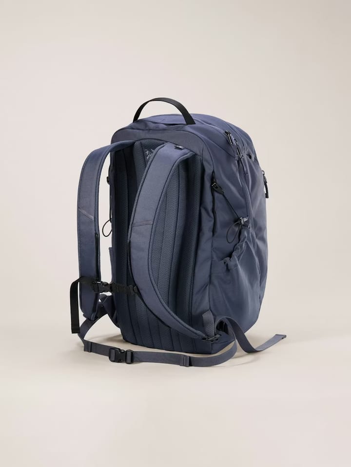 Arc'teryx Mantis 26 Backpack Dark Stratus Arc'teryx