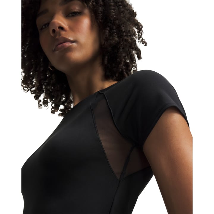 Under Armour Women's Motion Mesh Short Sleve Black Under Armour