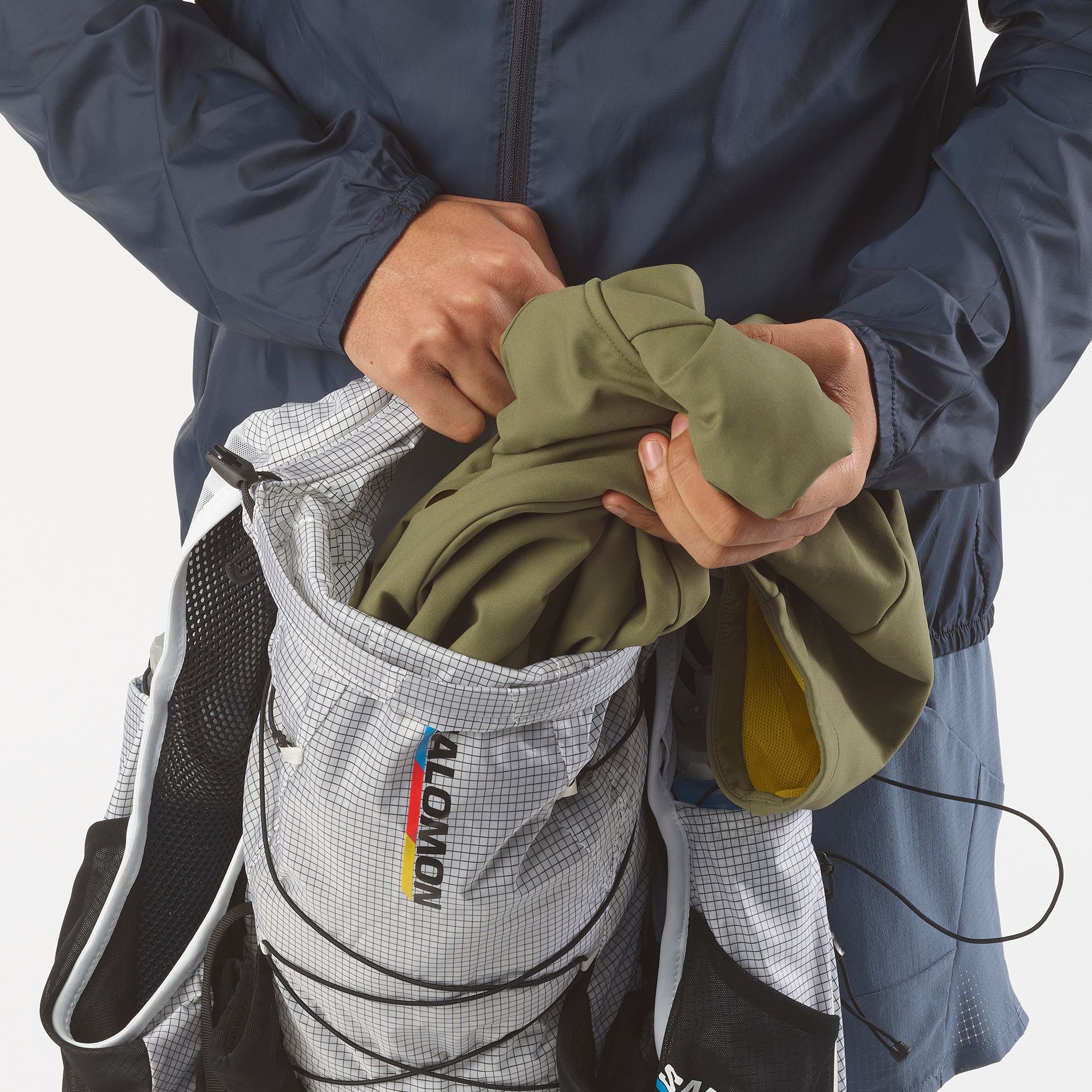 バッグ Salomon ADV SKIN CROSS SEASON RACE FLAG Salomon Adv Skin Cross Season Race Flag White/Black | Buy Salomon