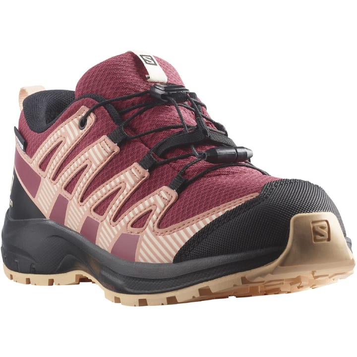 Salomon Juniors' XA Pro V8 CSWP Earth Red/Black/Almond Cream Salomon