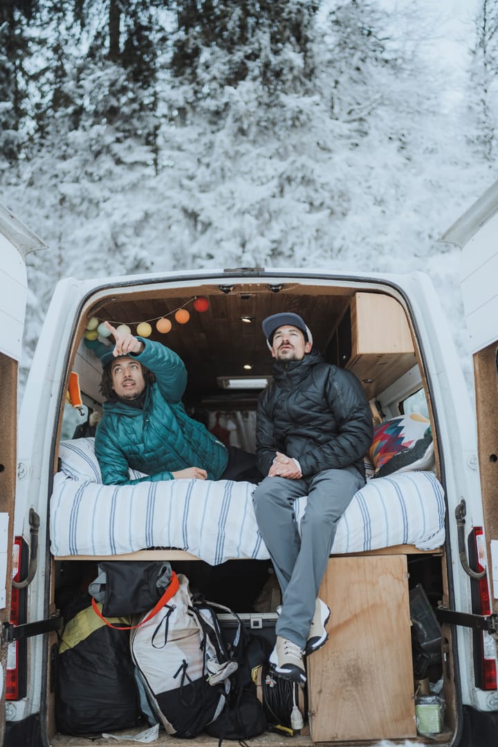 Salomon Men's Outline Down Jacket Deep Black Salomon Salomon Men's Outline Down Jacket Deep Black Salomon