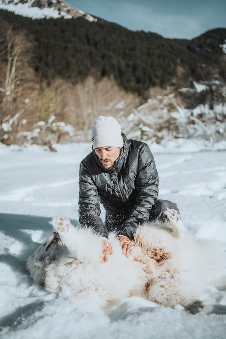 Salomon Men's Outline Down Jacket Deep Black Salomon Salomon Men's Outline Down Jacket Deep Black Salomon