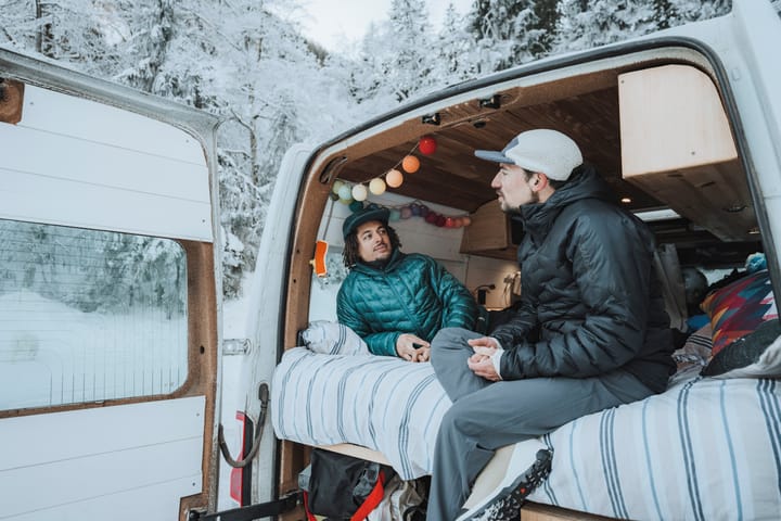 Salomon Men's Outline Down Jacket Deep Black Salomon Salomon Men's Outline Down Jacket Deep Black Salomon