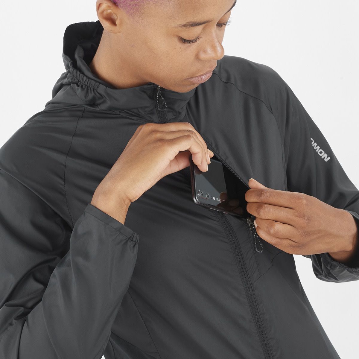 ジャケット・アウター SALOMON CROSS WIND JKT S DEEP BLACK Salomon Cross Wind Jkt M Deep Black Trail running jackets