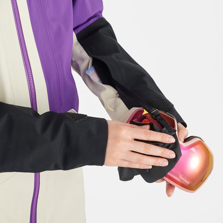 Salomon Women's Moon Patrol GORE-TEX Jacket Royal Purple/Almond Milk Salomon Salomon Women's Moon Patrol GORE-TEX Jacket Royal Purple/Almond Milk Salomon