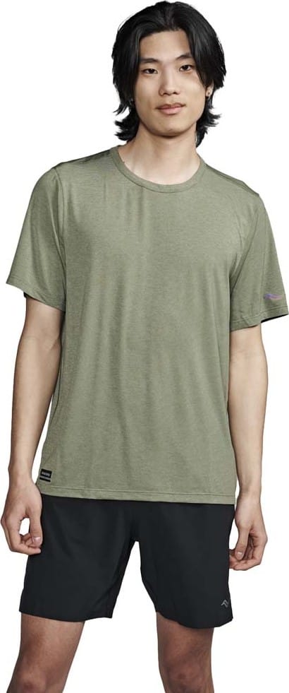Saucony Men's Stopwatch Short Sleeve Olivine Heather Saucony Saucony Men's Stopwatch Short Sleeve Olivine Heather Saucony