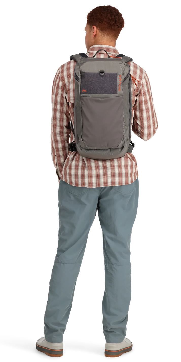 Simms Simms Freestone Backpack Pewter Legg Og Stiling Dagstursekk Fra Simms Simms Simms Simms Freestone Backpack Pewter Legg Og Stiling Dagstursekk Fra Simms Simms