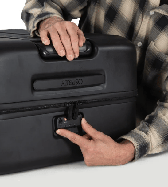 Osprey Ozone Hardside 30in 100L Black Osprey