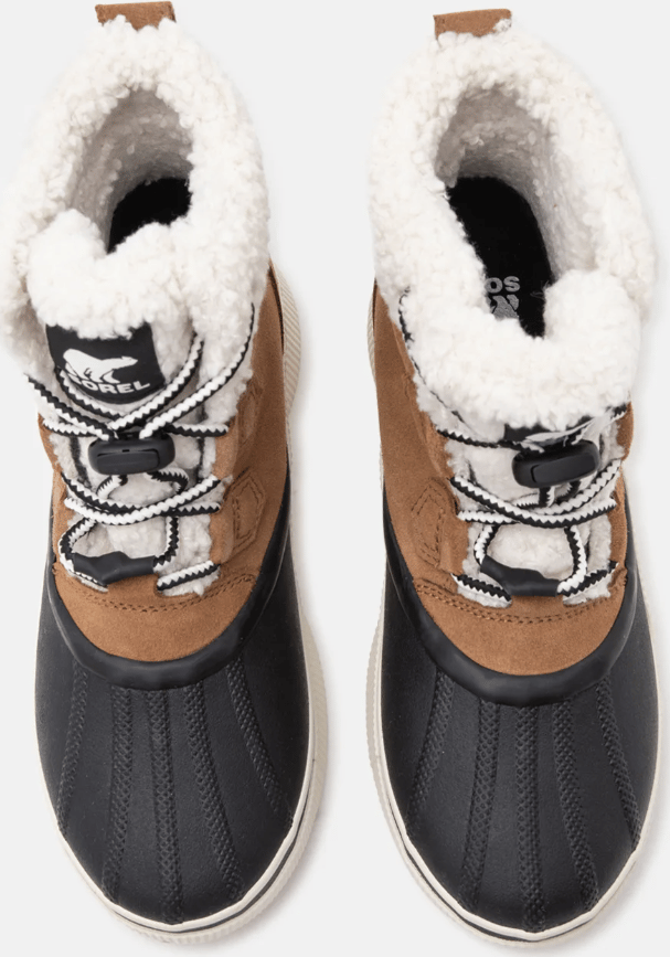 Sorel Big Kids Out N About Iv Chillz Wp Taffy Leather, Black Sorel