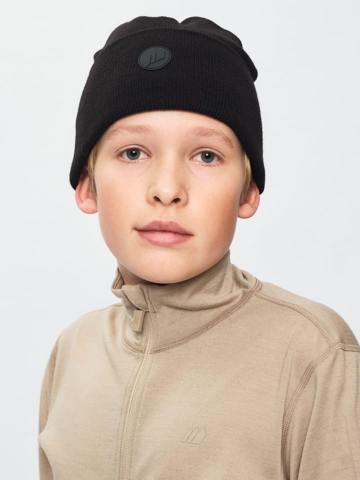 Skogstad J Fast Strikket Lue Black Skogstad