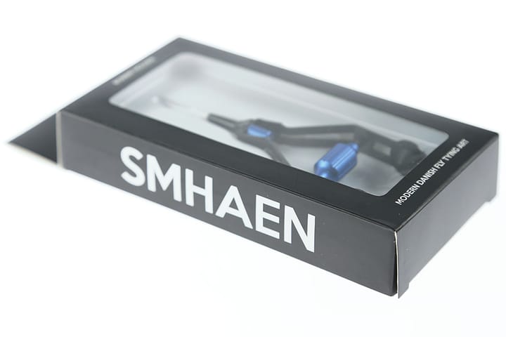 Smhaen Bobbin Holder Midge (Blue) Markedets Råeste Trådholder? Smhaen Smhaen Bobbin Holder Midge (Blue) Markedets Råeste Trådholder? Smhaen