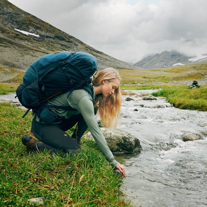 Fjällräven Abisko Trekking Tights Pro W Deep Forest-Iron Grey XL Fjällräven Fjällräven Abisko Trekking Tights Pro W Deep Forest-Iron Grey XL Fjällräven