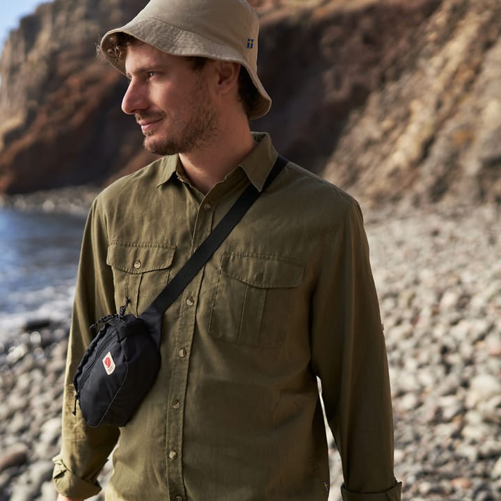 Fjällräven Men's Övik Travel Long Sleeved Shirt Sand Stone Fjällräven