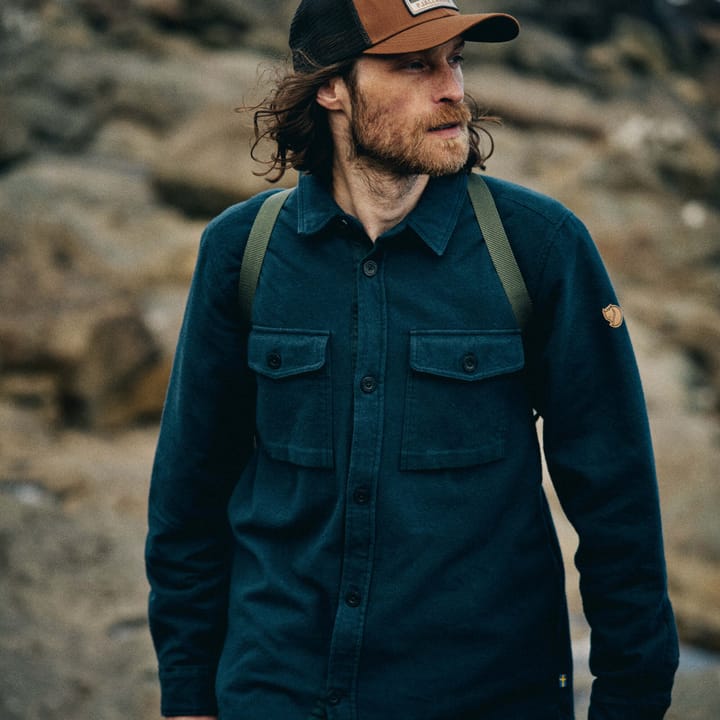 Fjällräven Övik Lite Padded Shirt M Deep Forest-Black Fjällräven Fjällräven Övik Lite Padded Shirt M Deep Forest-Black Fjällräven
