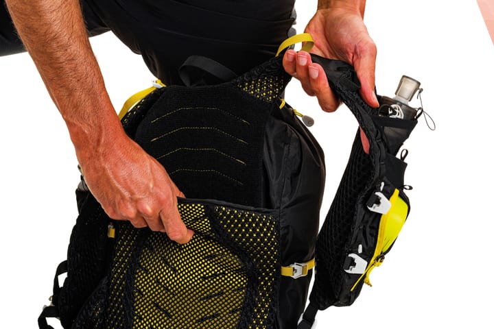 Ferrino X-Dry 15+3 Black Ferrino X-Dry 15+3 Black