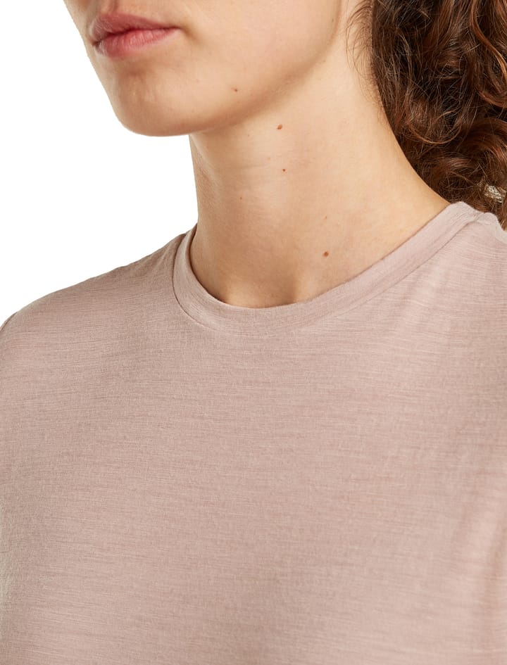 Icebreaker Women's Merino 150 Tech Lite III Short Sleeve Tee Pink Quartz Icebreaker