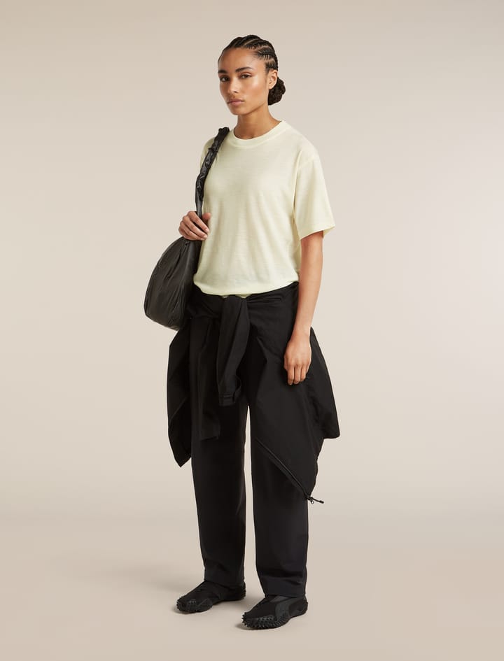 Icebreaker Women's Merino 150 Tech Lite Ss Relaxed Tee Undyed Icebreaker