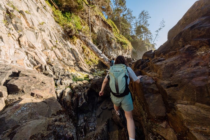 Rab Airox 18 Fig Green/Black Rab