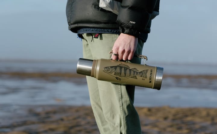 Stanley Classic Vacuum Bottle 1 L Tan Peter Perch Stanley Stanley Classic Vacuum Bottle 1 L Tan Peter Perch Stanley