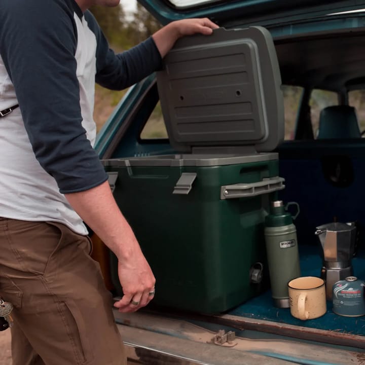 Stanley The Cold-For-Days Outdoor Cooler 28.3 L Stanley Green Stanley