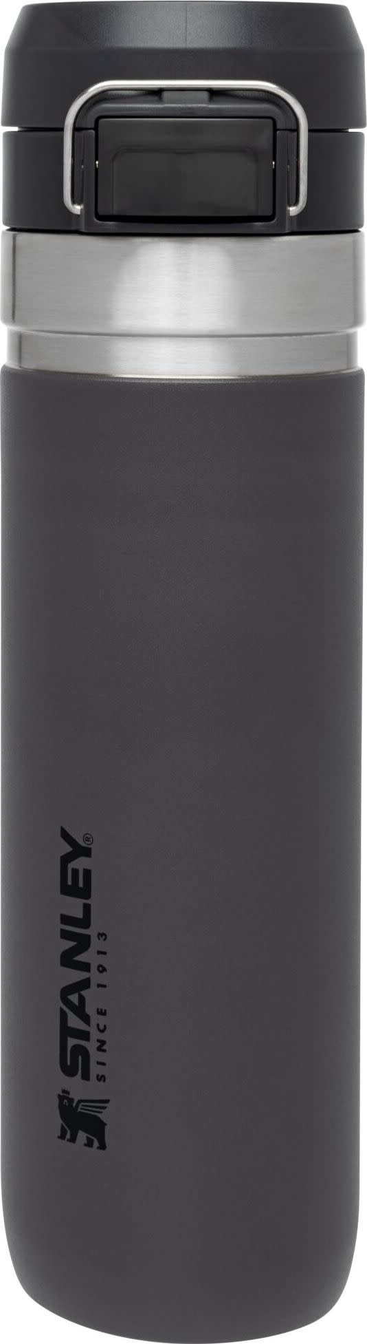 Stanley The Quick Flip Water Bottle 0.7 L Charcoal Stanley
