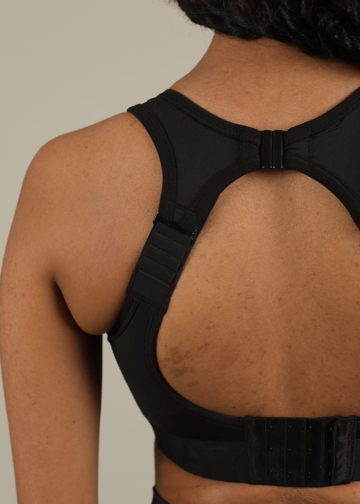 StayInPlace Max Support Sports Bra F-Cup Black StayInPlace